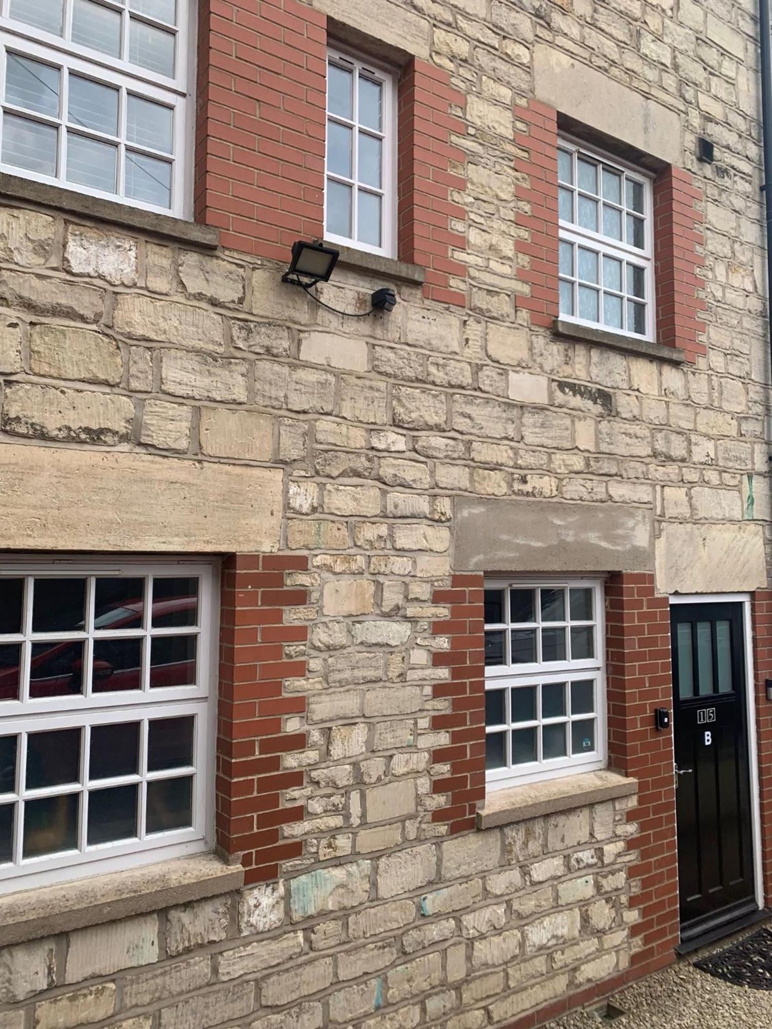 1 Bed House, Free Parking, 15 Minutes From Cheltenham Races 格洛斯特 外观 照片